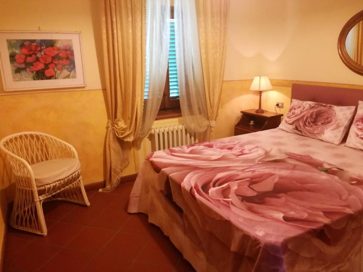 Casa Vacanze Casa Italia Lamporecchio Habitación foto